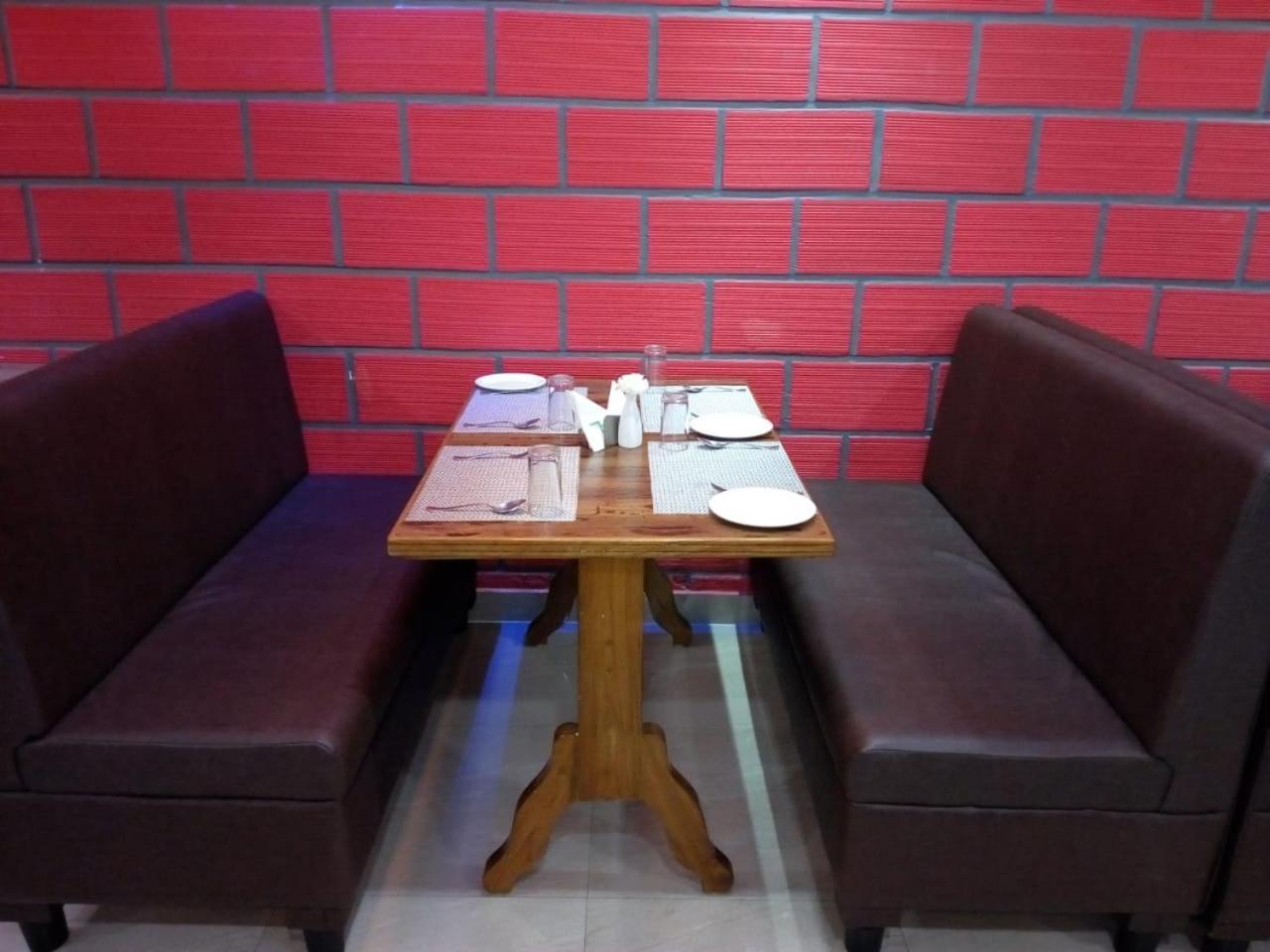 Hotel Agt Park Chennai Extérieur photo