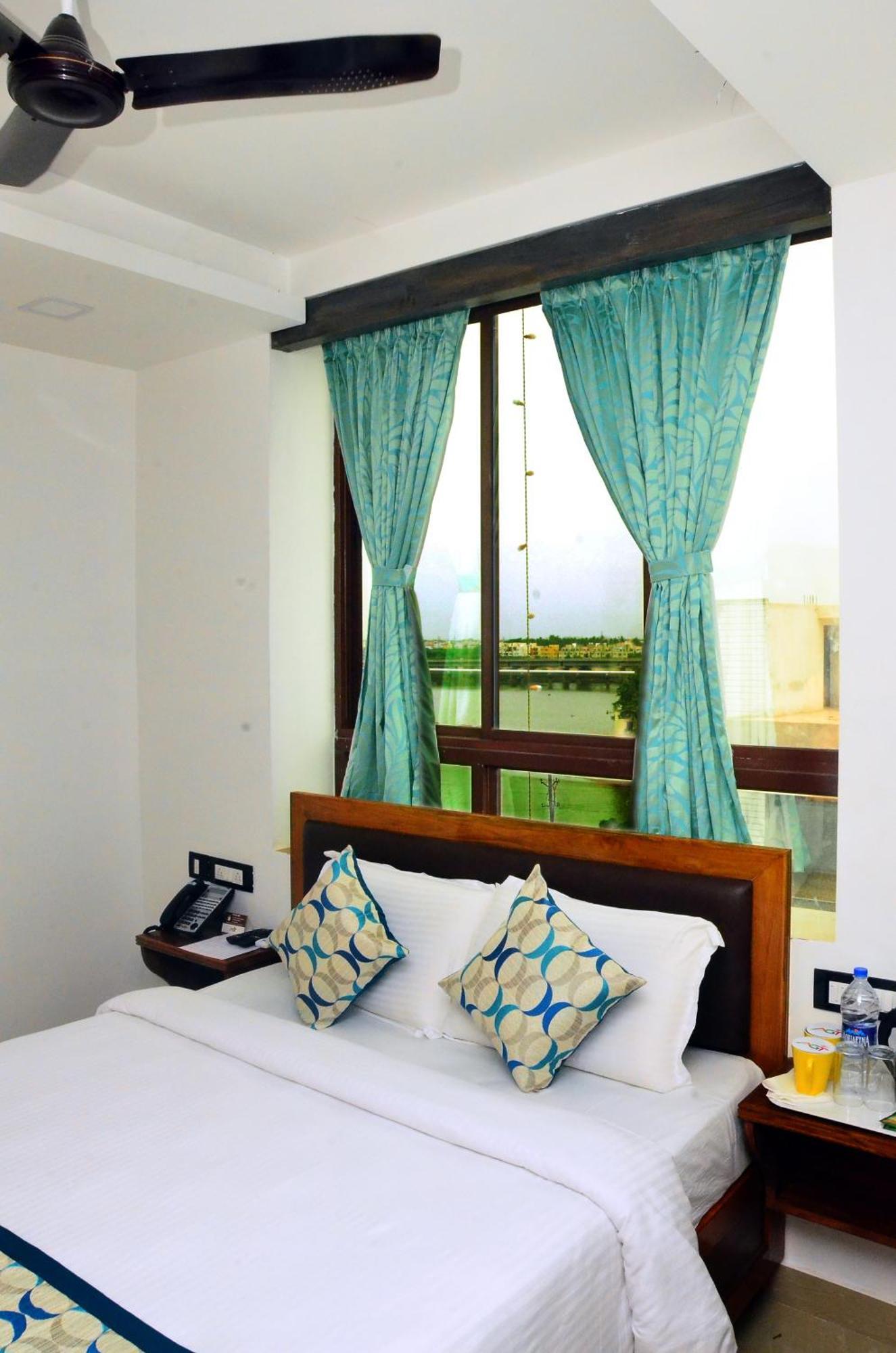 Hotel Agt Park Chennai Extérieur photo