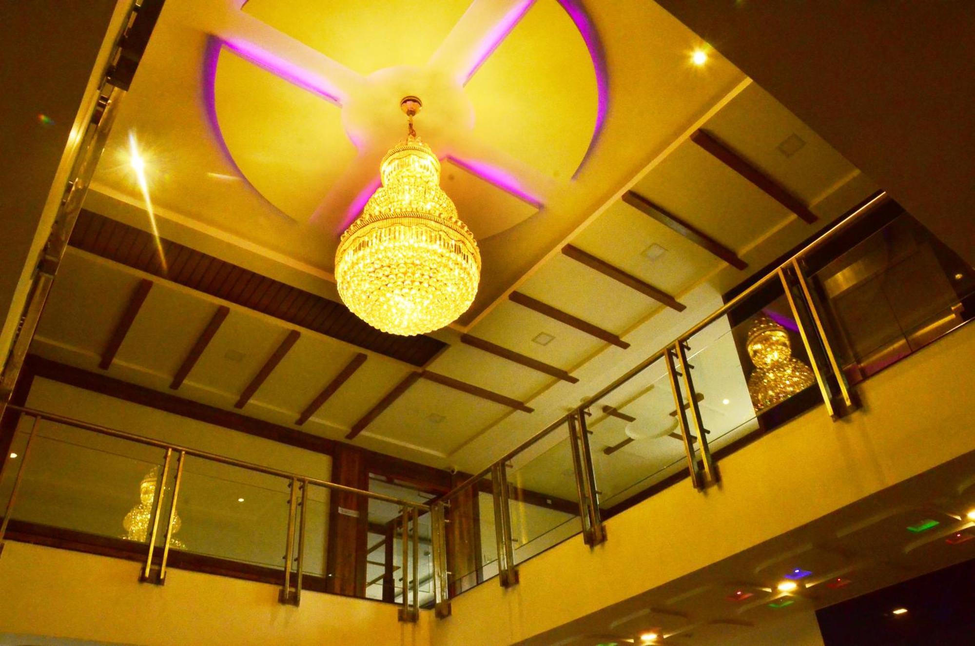Hotel Agt Park Chennai Extérieur photo